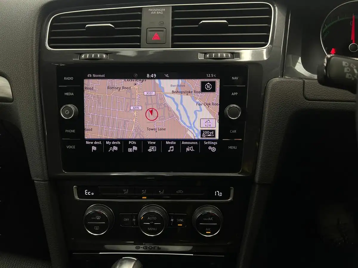 2020-volkswagen-golf-e-e-golf-big-5