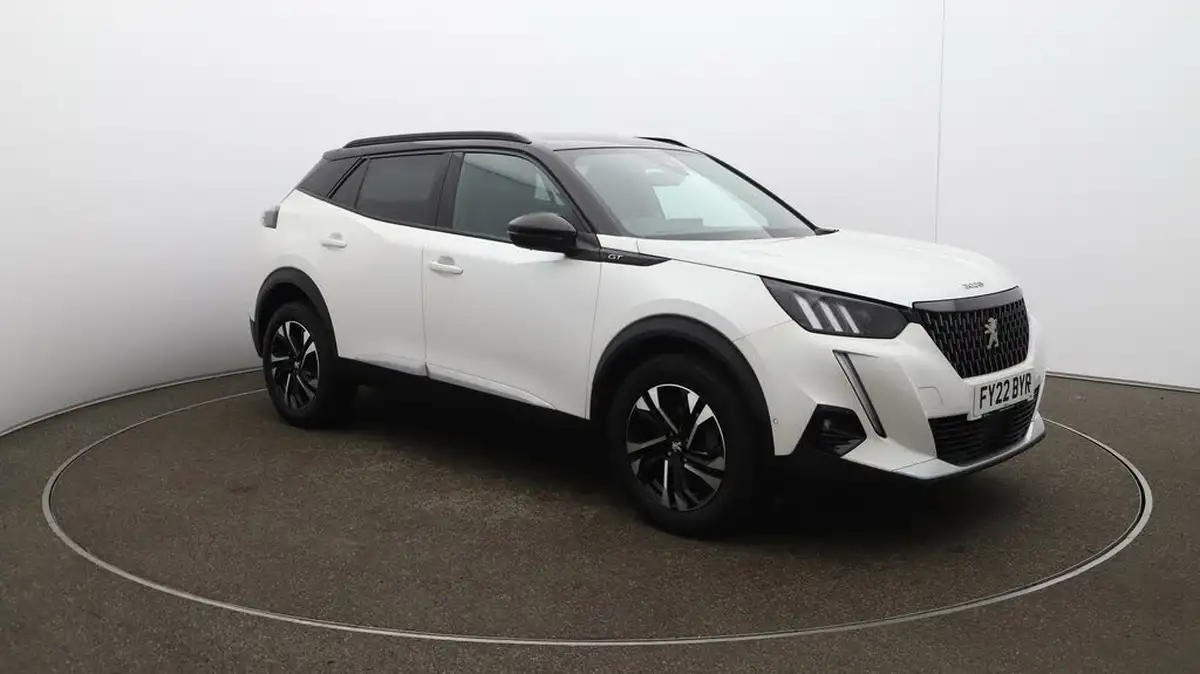 2022-peugeot-2008-suv-12-puretech-gt-big-41