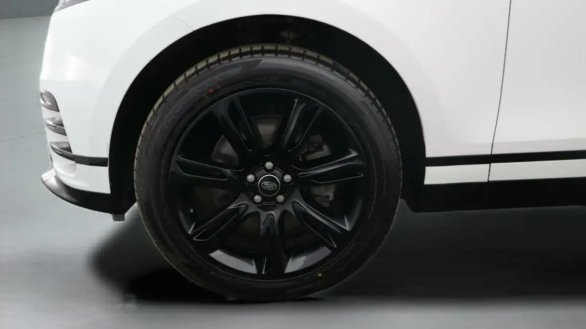 2022-land-rover-range-rover-velar-20-d200-r-dynamic-se-big-17