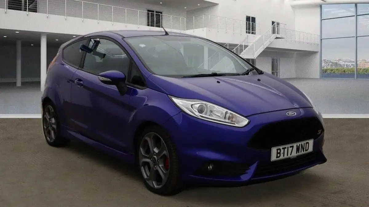 2017-ford-fiesta-16-st-2-3d-big-0