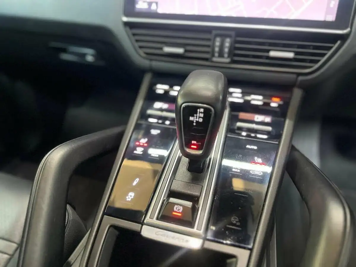 2019-porsche-cayenne-30-v6-s-big-21