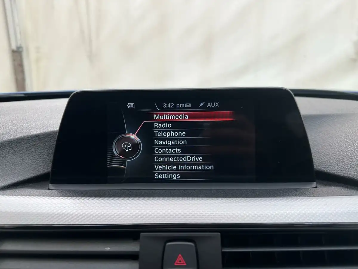2017-bmw-3-series-20-320i-xdrive-m-sport-saloon-4d-auto-big-10