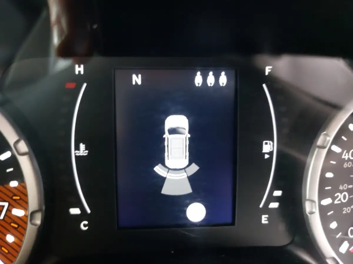 2022-jeep-renegade-10-gse-night-eagle-big-10