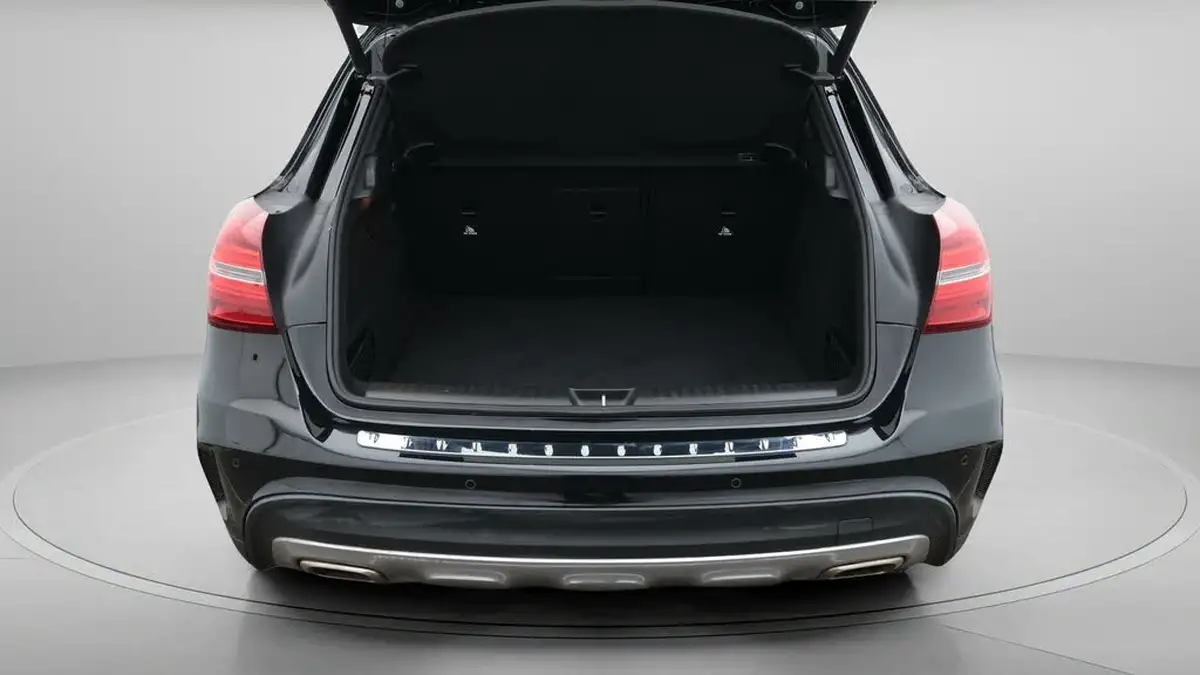 2020-mercedes-benz-gla-class-16-gla-200-amg-line-edition-plus-7g-dct-big-17