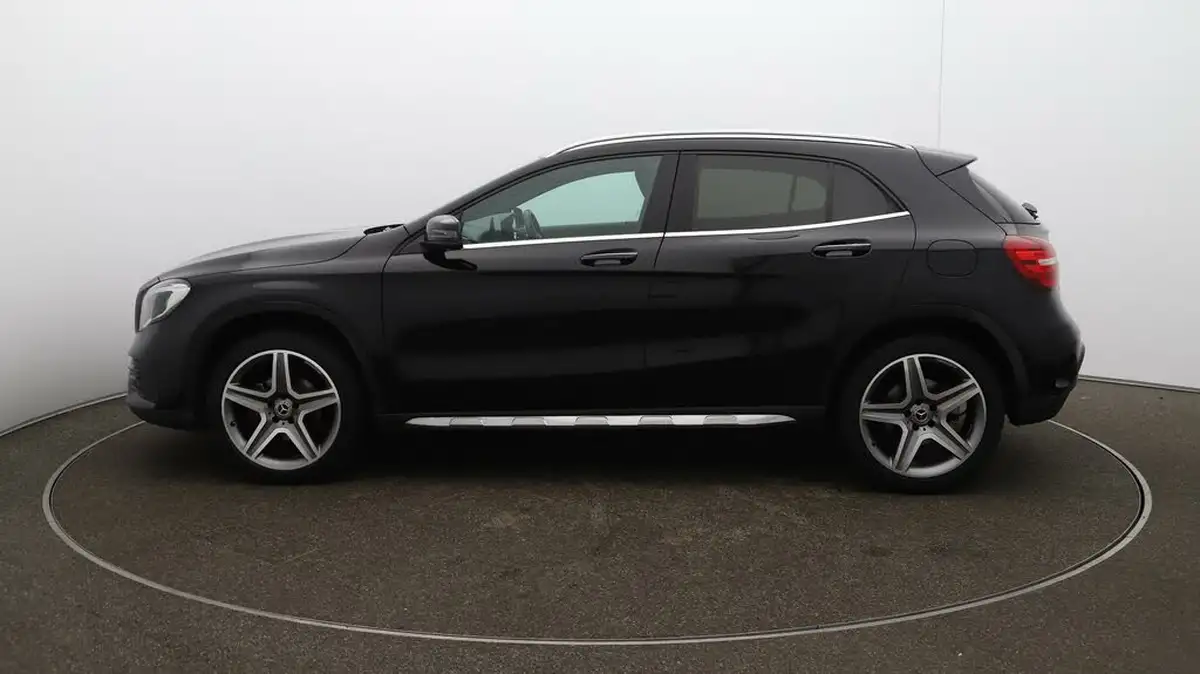 2020-mercedes-benz-gla-class-16-gla-200-amg-line-edition-plus-7g-dct-big-59