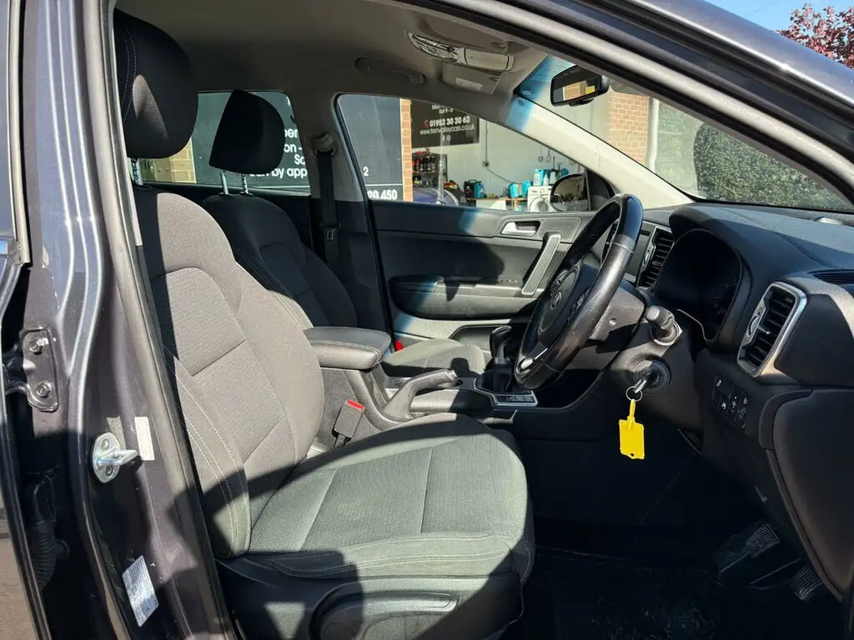 2018-kia-sportage-16-gdi-2-big-30