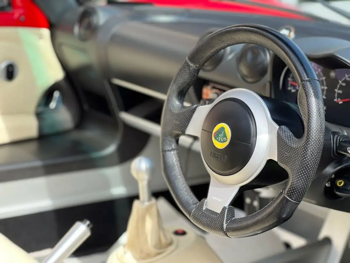 2010-lotus-elise-18-s-big-10