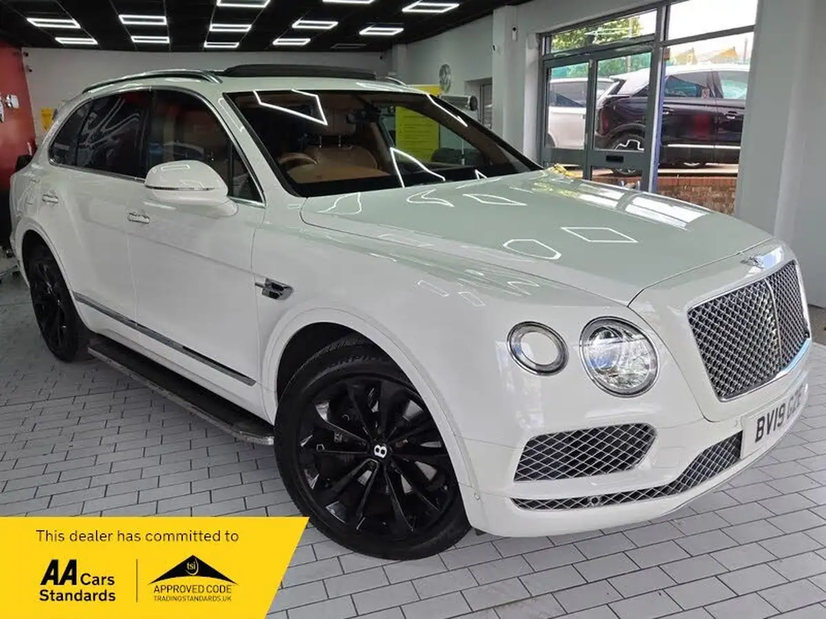 2019-bentley-bentayga-40-v8-big-0