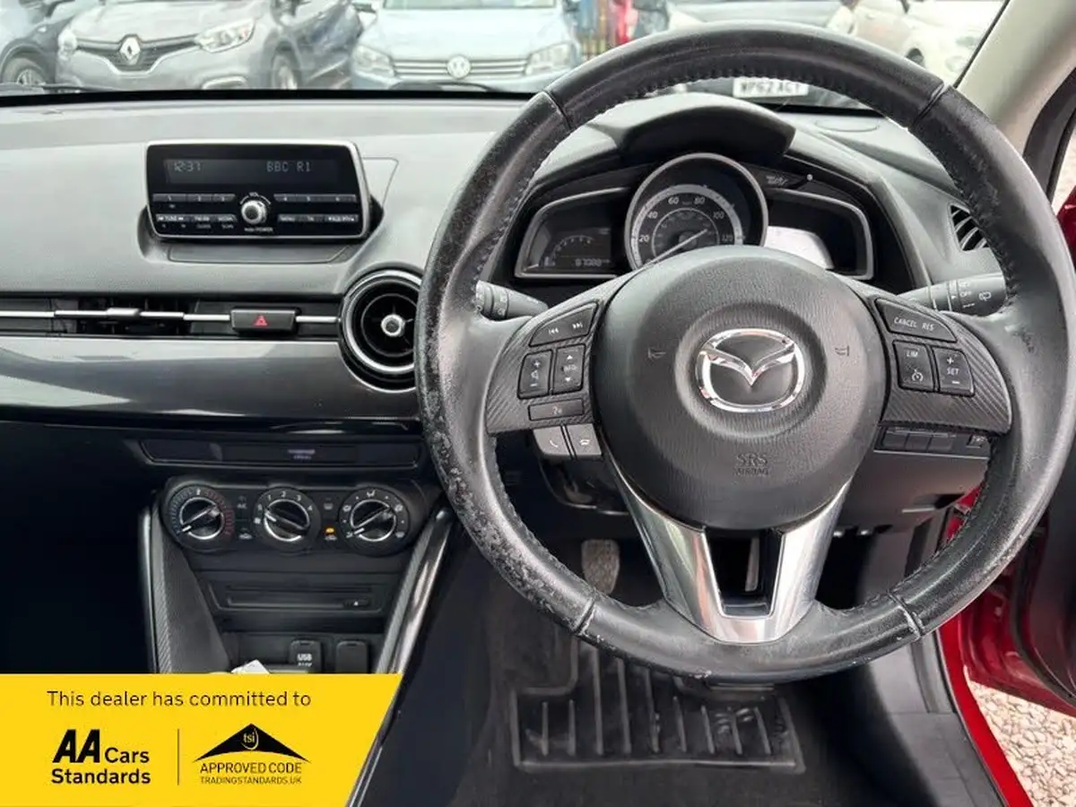 2017-mazda-mazda2-15-se-l-75ps-big-2