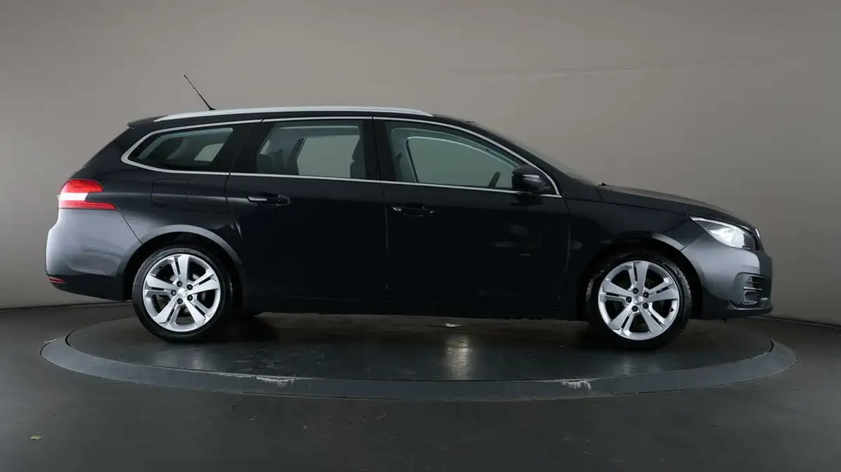 2020-peugeot-308-sw-12-puretech-allure-130bhp-big-59