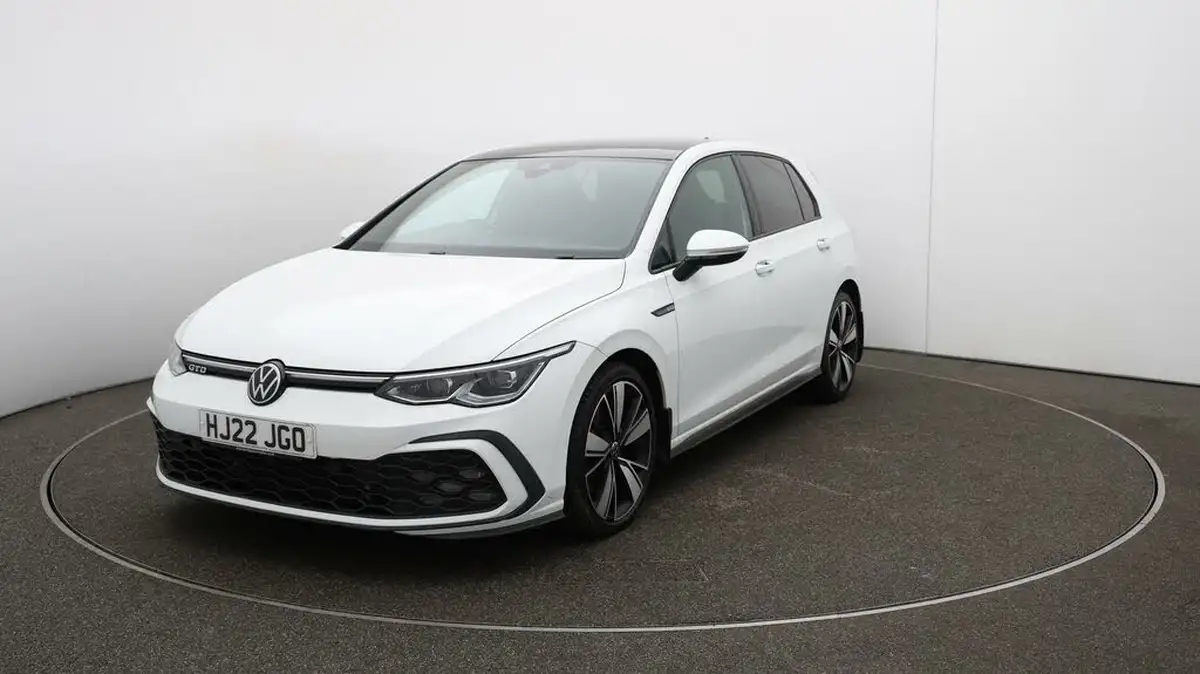 2022-volkswagen-golf-20tdi-gtd-big-40