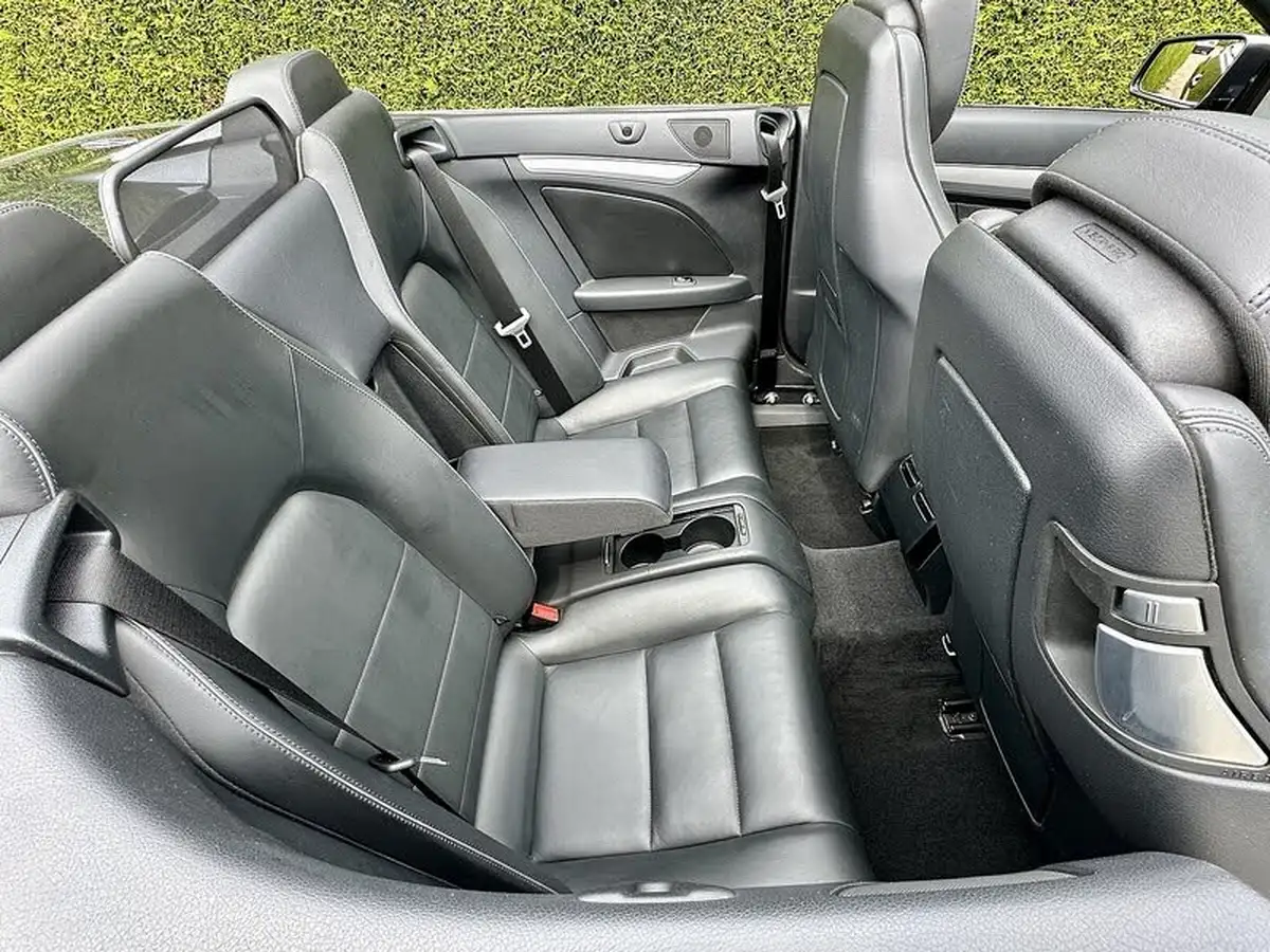 2014-mercedes-benz-e-class-35-e400-amg-line-cabriolet-big-11
