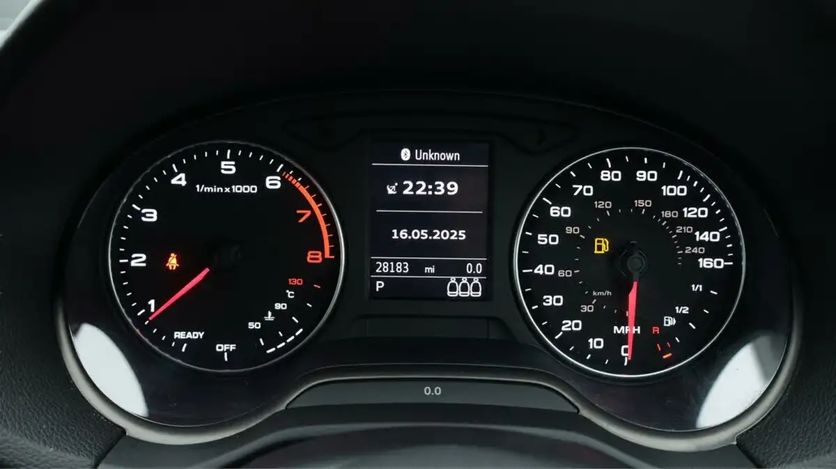 2020-audi-q2-20-40-tfsi-black-edition-big-10