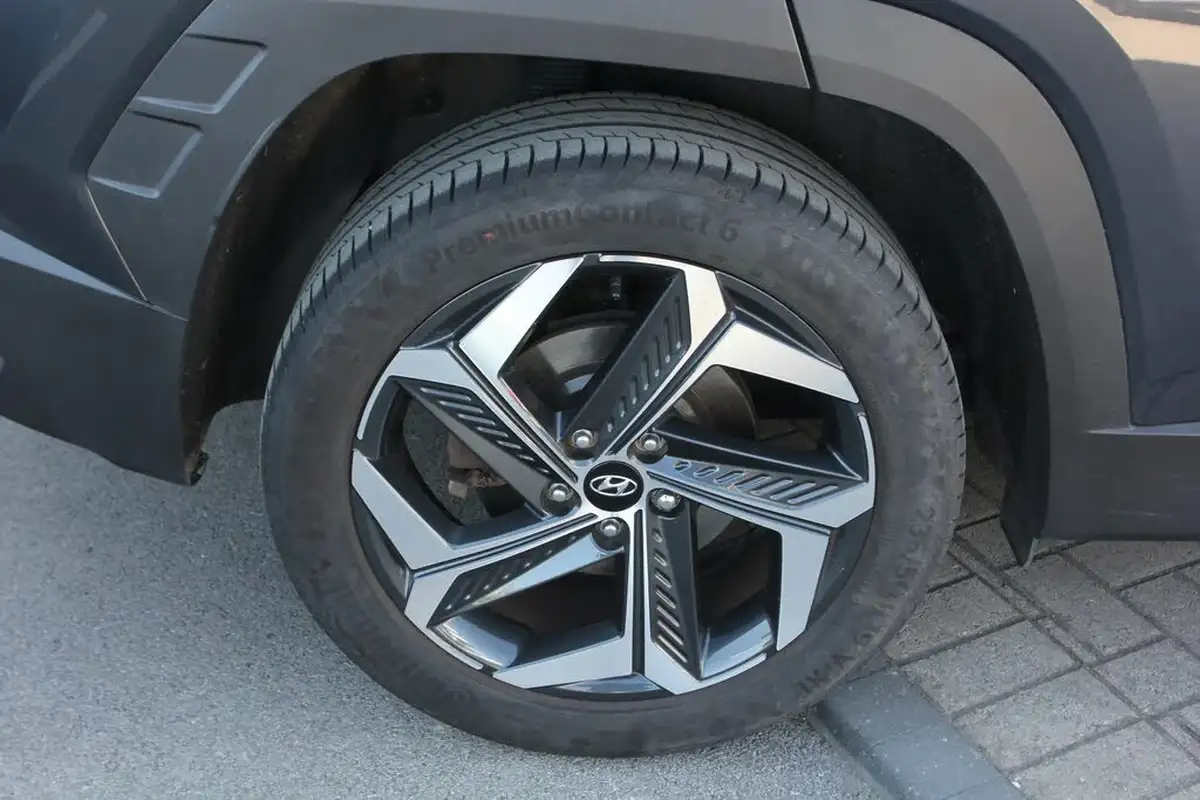 2023-hyundai-tucson-16-t-gdi-ultimate-150ps-big-9