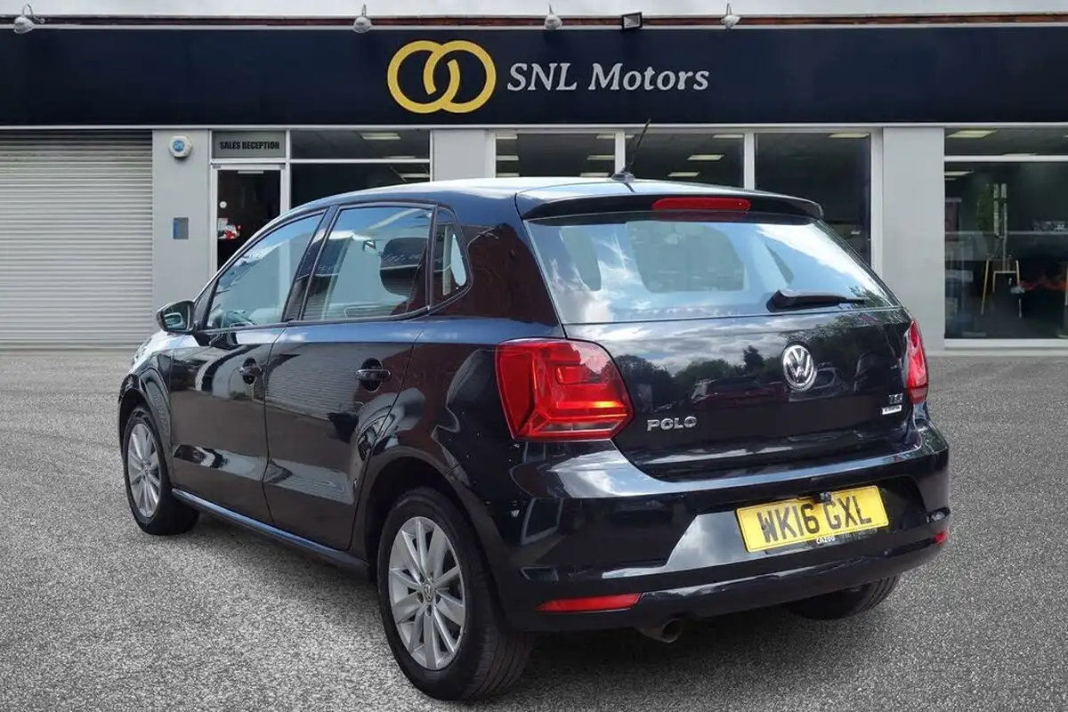 2016-volkswagen-polo-12-tsi-se-5d-dsg-big-5