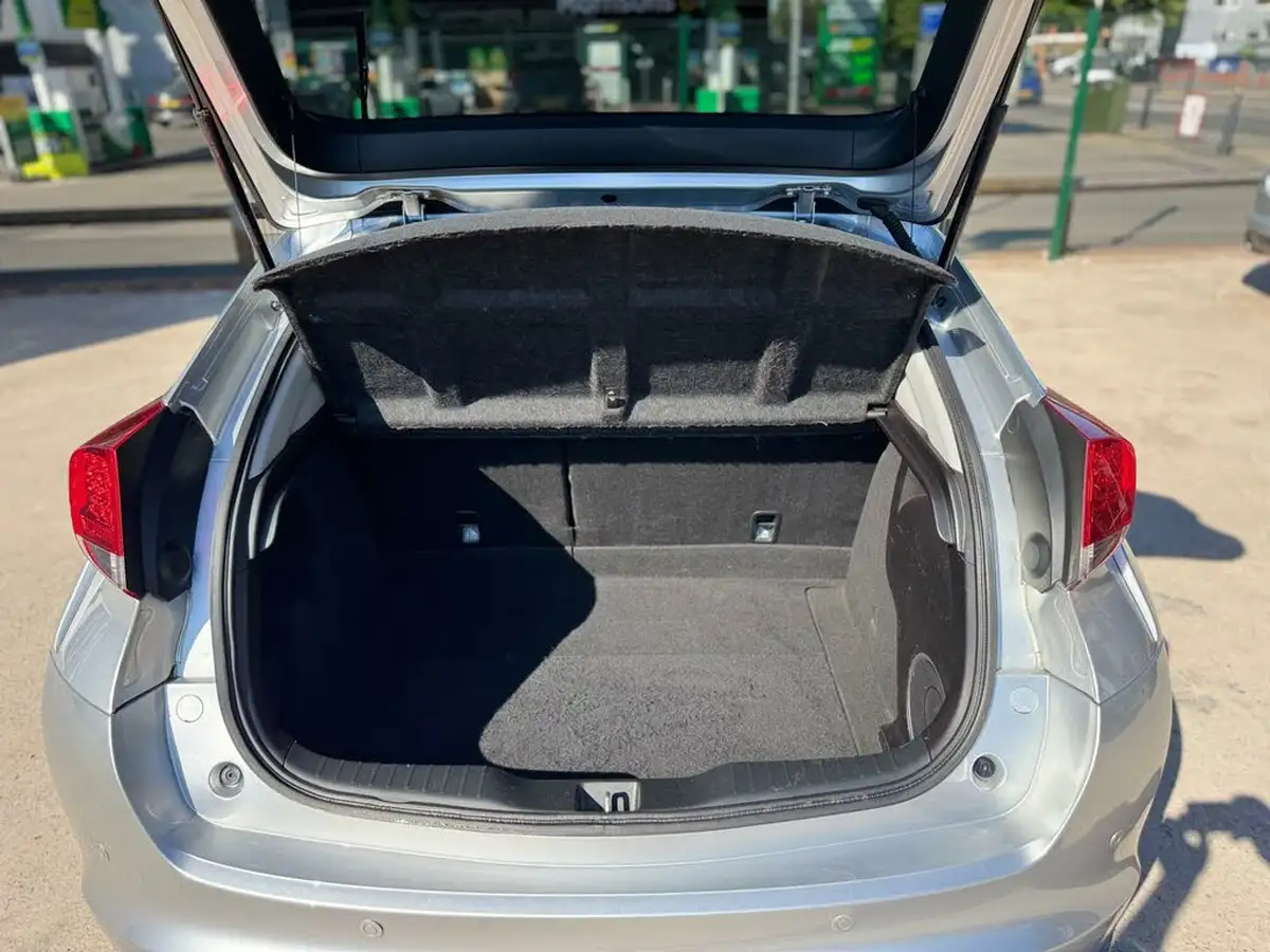 2014-honda-civic-16td-se-plus-hatchback-big-24