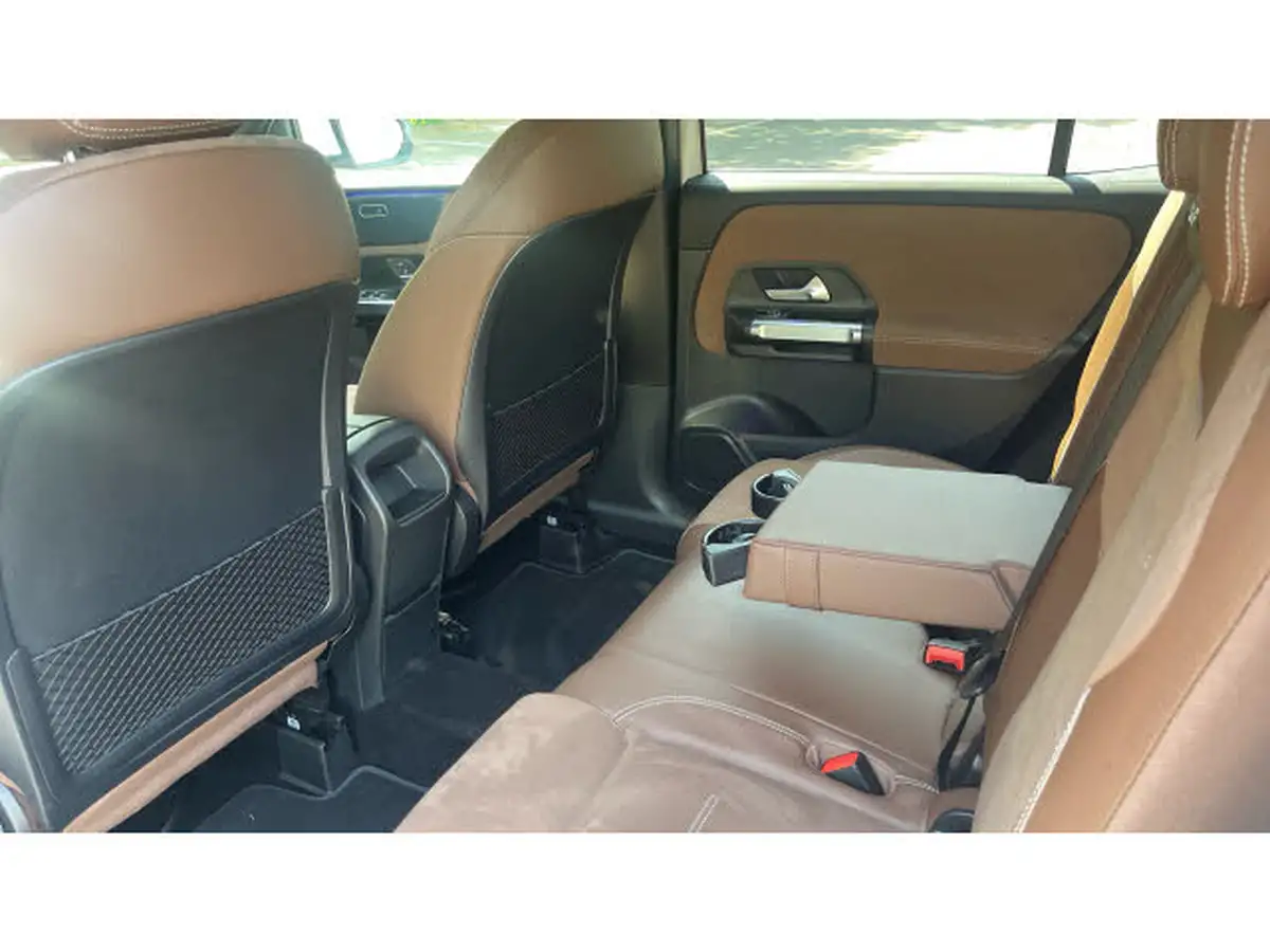 2023-mercedes-benz-glb-class-13-glb200-amg-line-executive-big-30