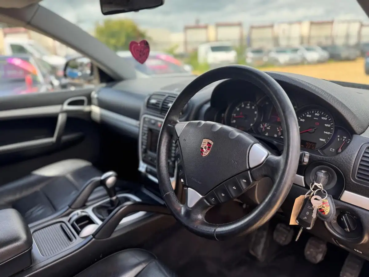 2007-porsche-cayenne-32-big-14