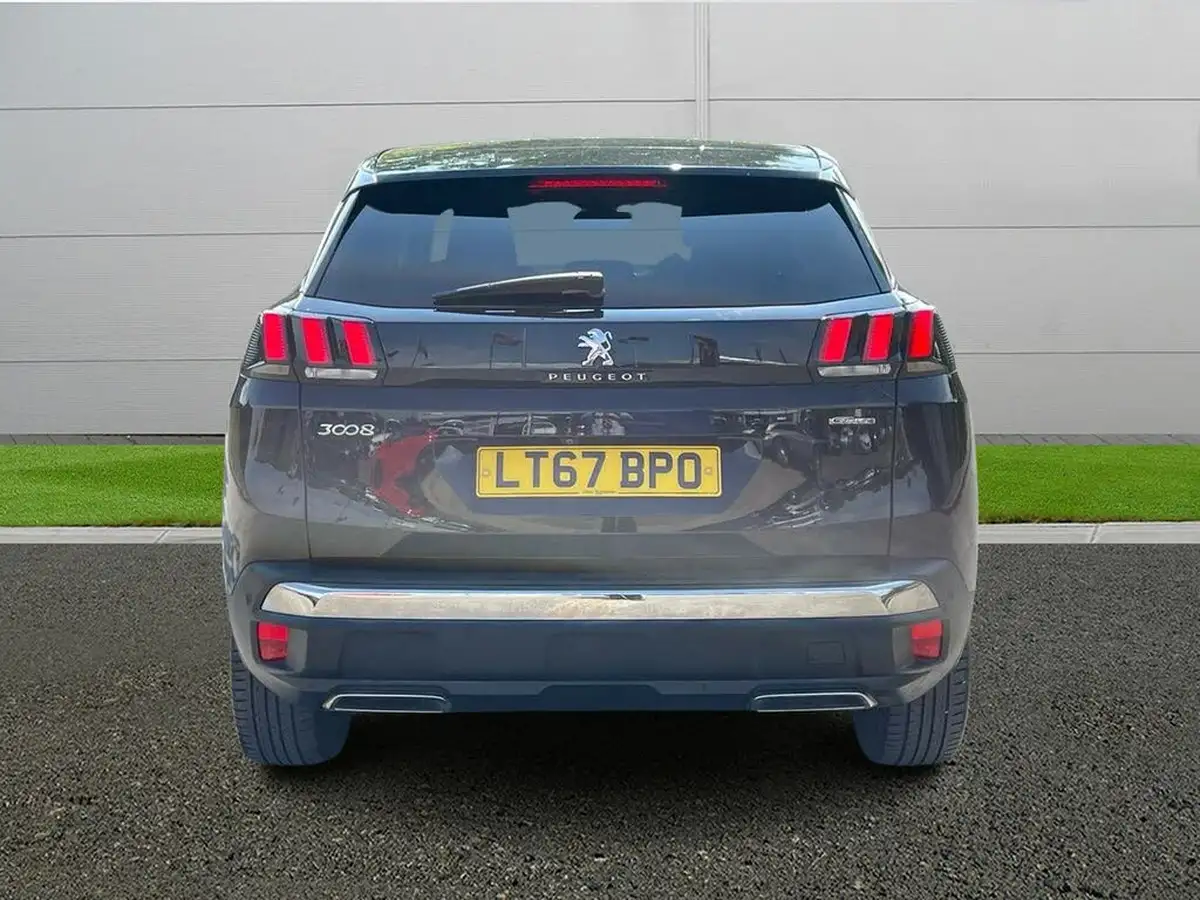 2017-peugeot-3008-suv-16-thp-gt-line-big-5