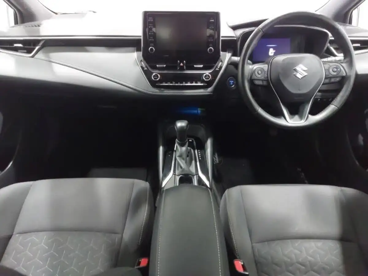 2022-suzuki-swace-18-sz5-big-2
