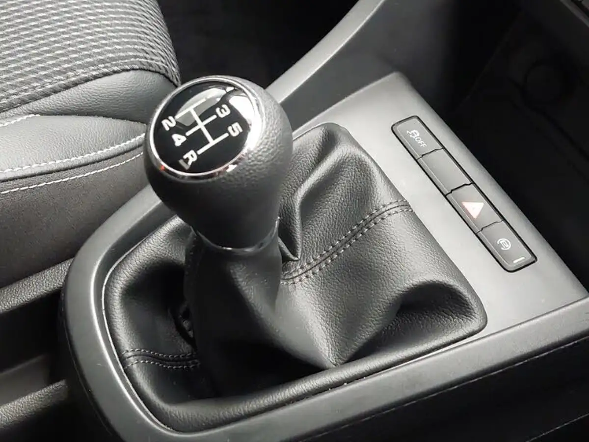 2024-mg-mg3-15-vti-tech-exclusive-nav-big-16