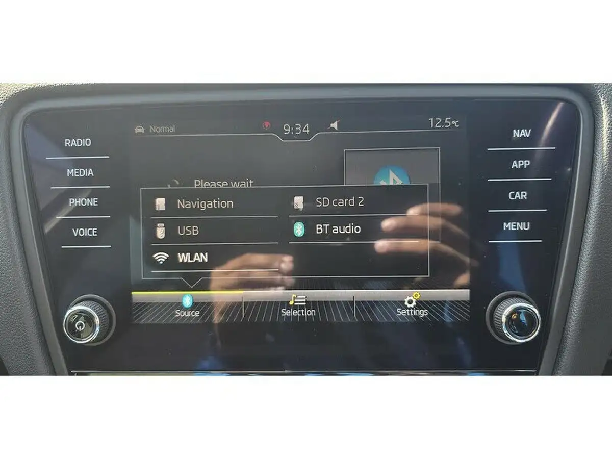 2020-skoda-octavia-16tdi-se-l-estate-big-17