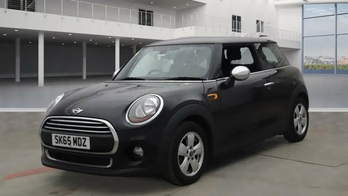 2015-mini-cooper-12-one-ss-3d-big-1
