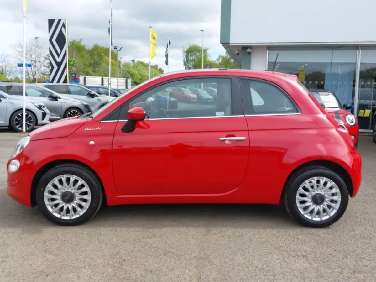 2022-fiat-500-10-dolcevita-big-3