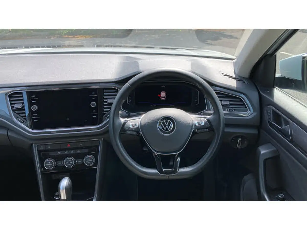 2021-volkswagen-t-roc-15-tsi-sel-dsg-big-23