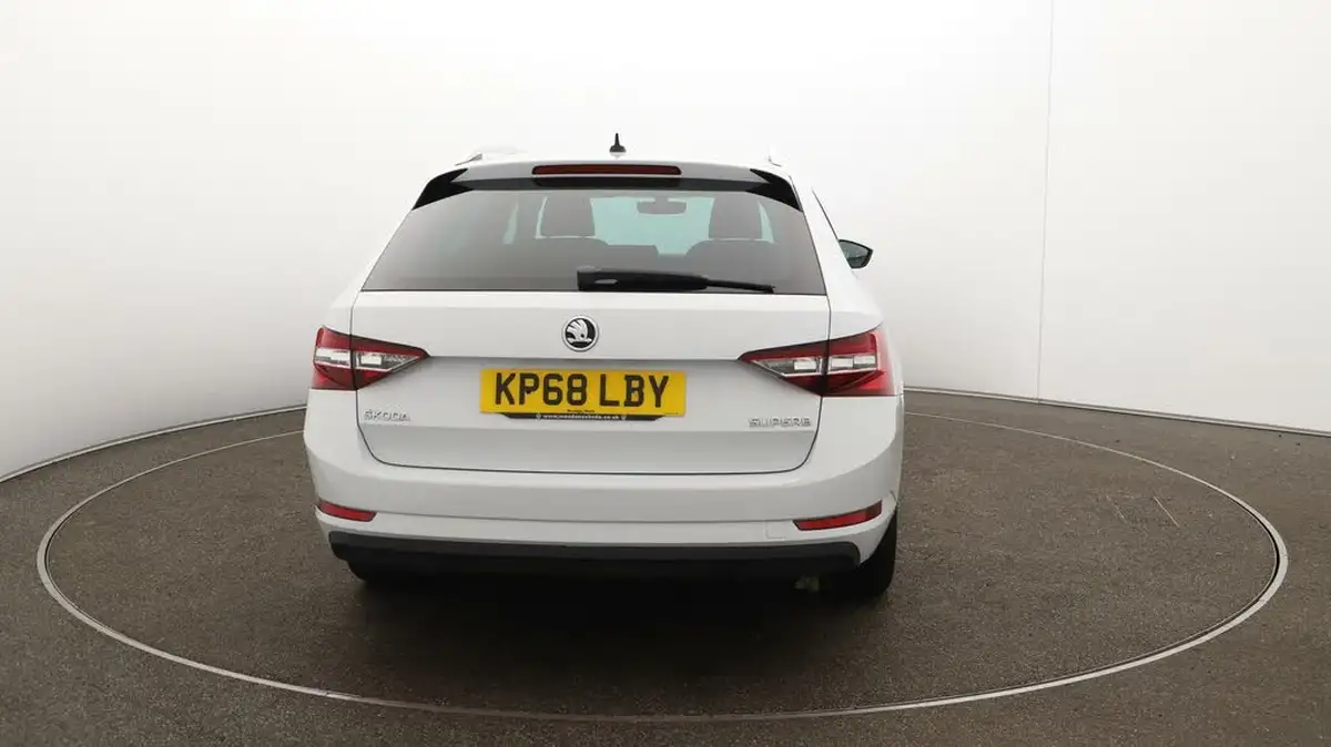 2018-skoda-superb-20tdi-scr-se-l-executive-190ps-estate-big-49