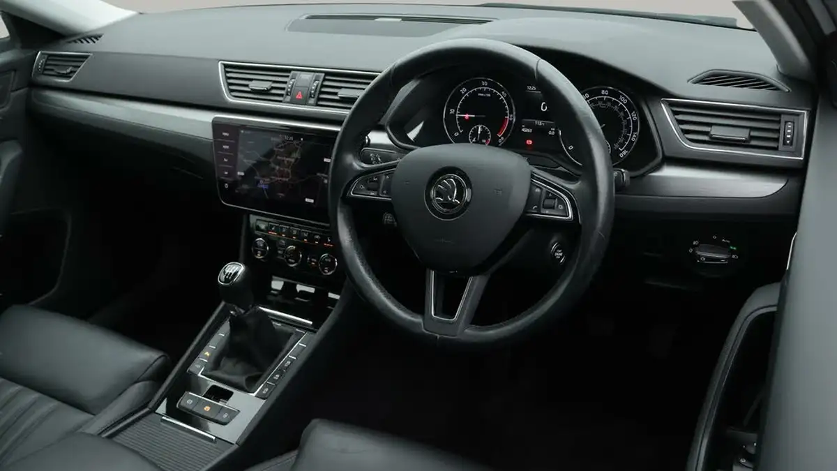 2018-skoda-superb-20tdi-scr-se-l-executive-190ps-estate-big-9