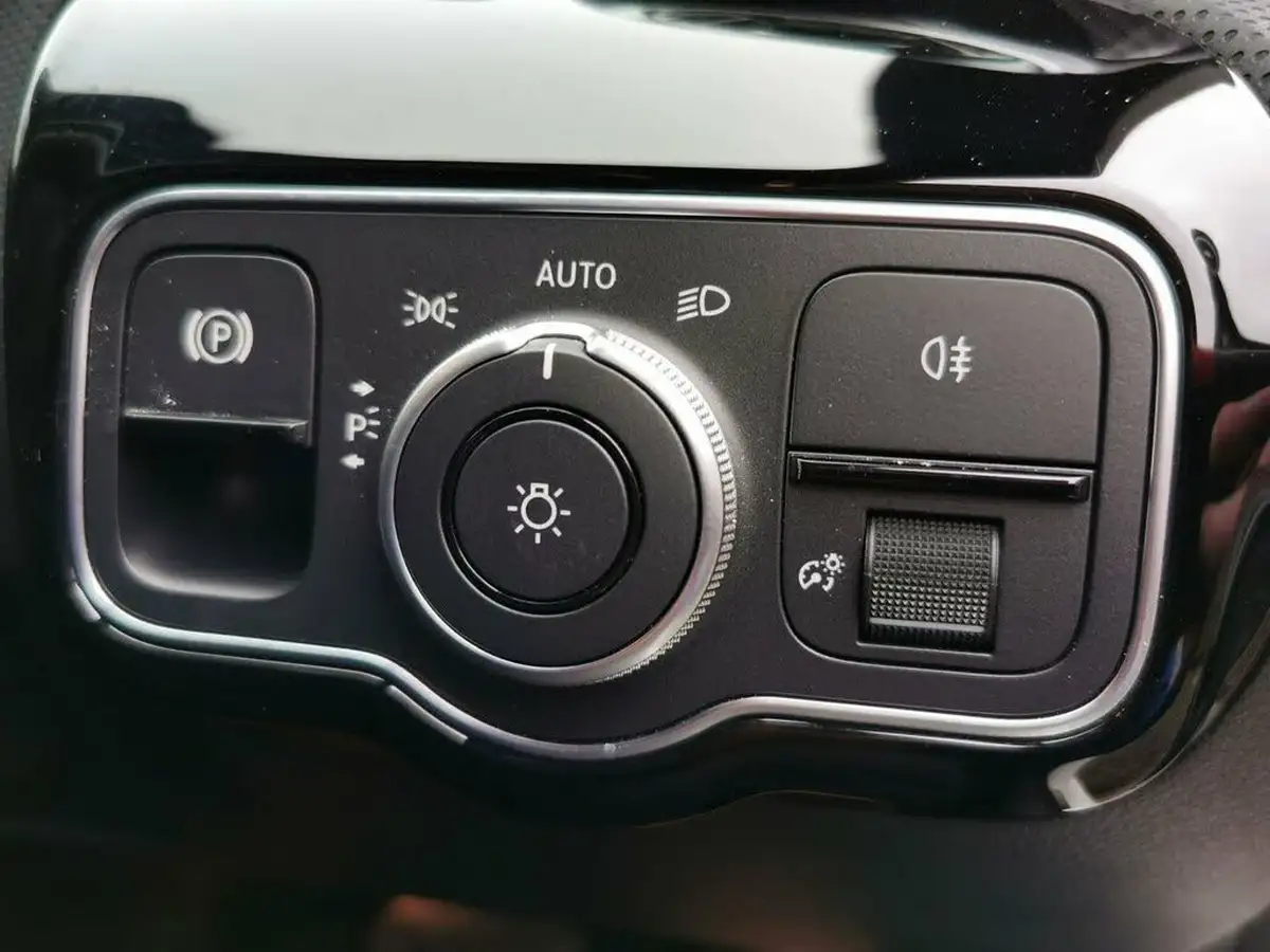 2023-mercedes-benz-a-class-13-a180-sport-executive-saloon-4d-7g-dct-big-59