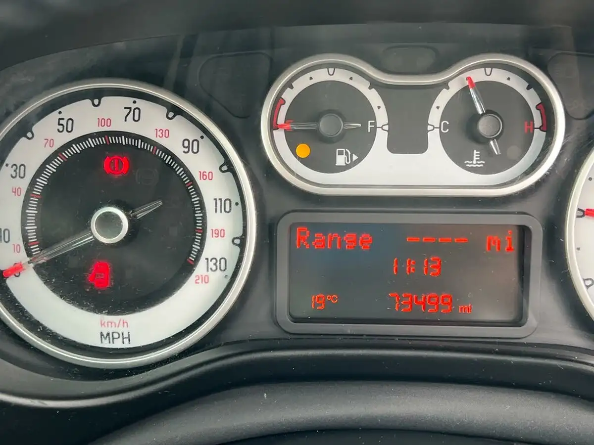 2013-fiat-500l-14-easy-big-19