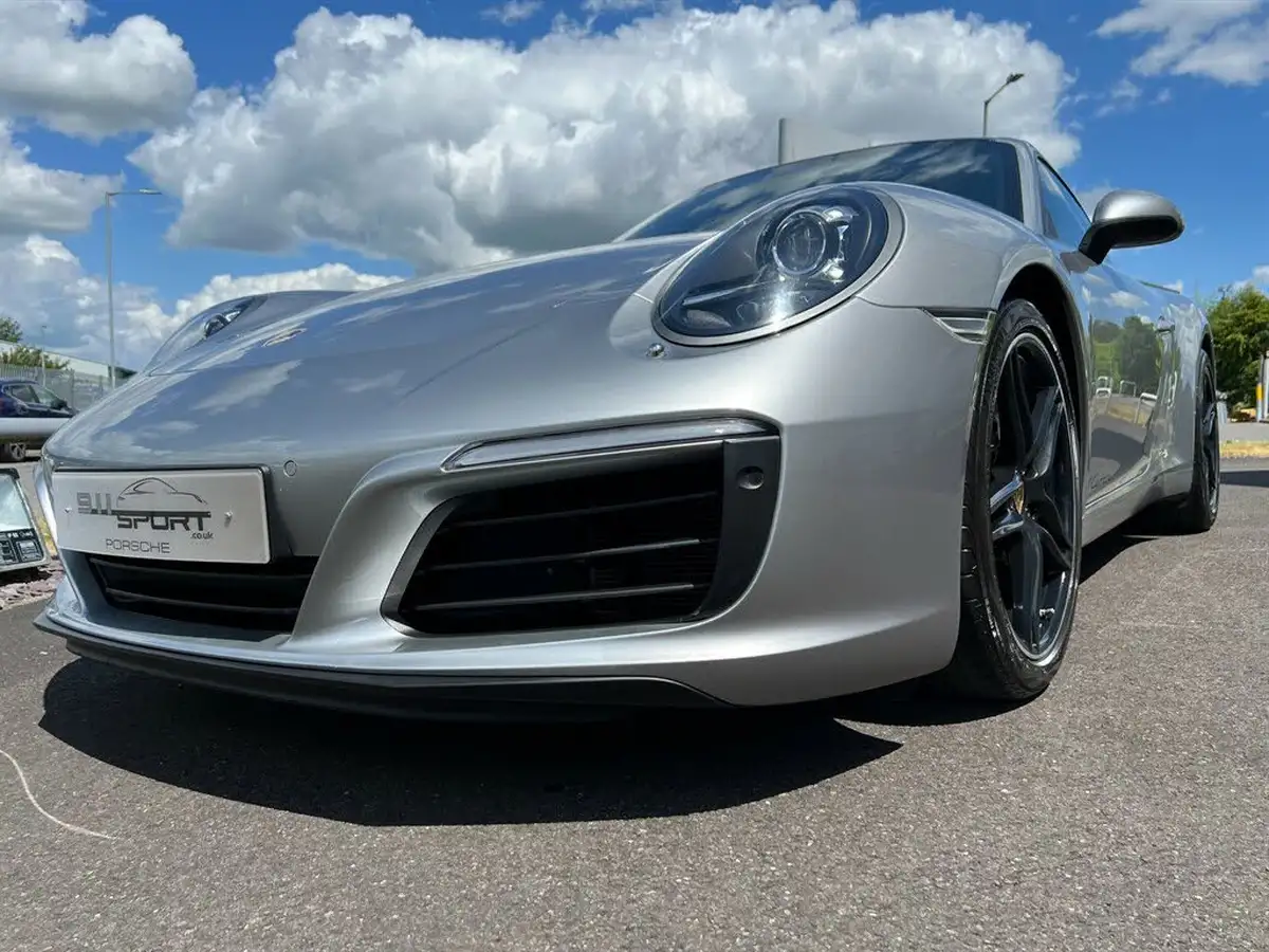 2016-porsche-911-30-carrera-coupe-pdk-big-6