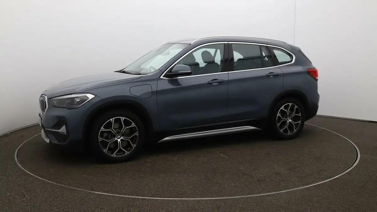 2021-bmw-x1-15-xdrive-25e-phev-xline-big-66