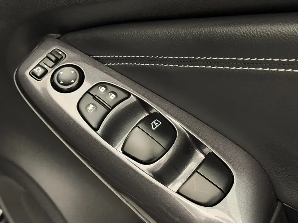 2024-nissan-juke-10-dig-t-n-connecta-big-17
