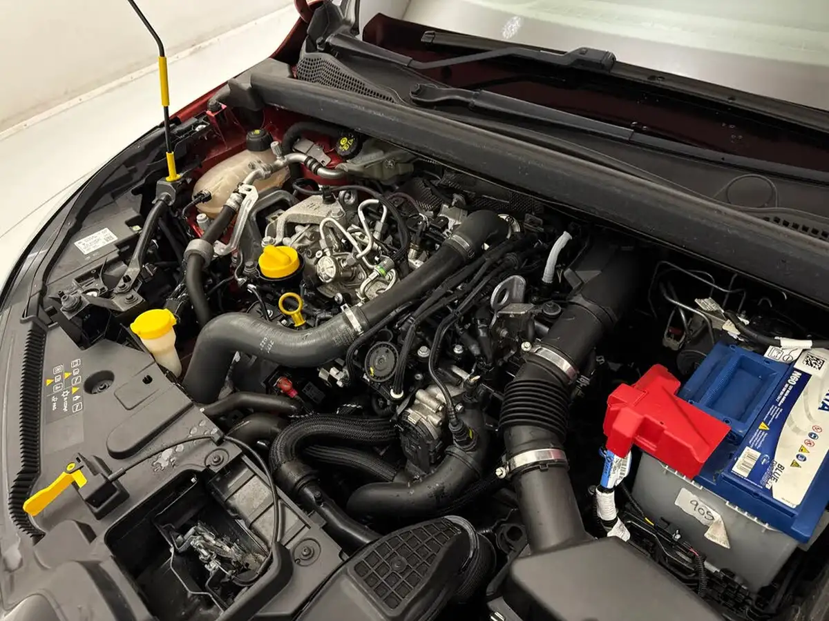 2021-renault-captur-13-tce-iconic-140ps-big-27