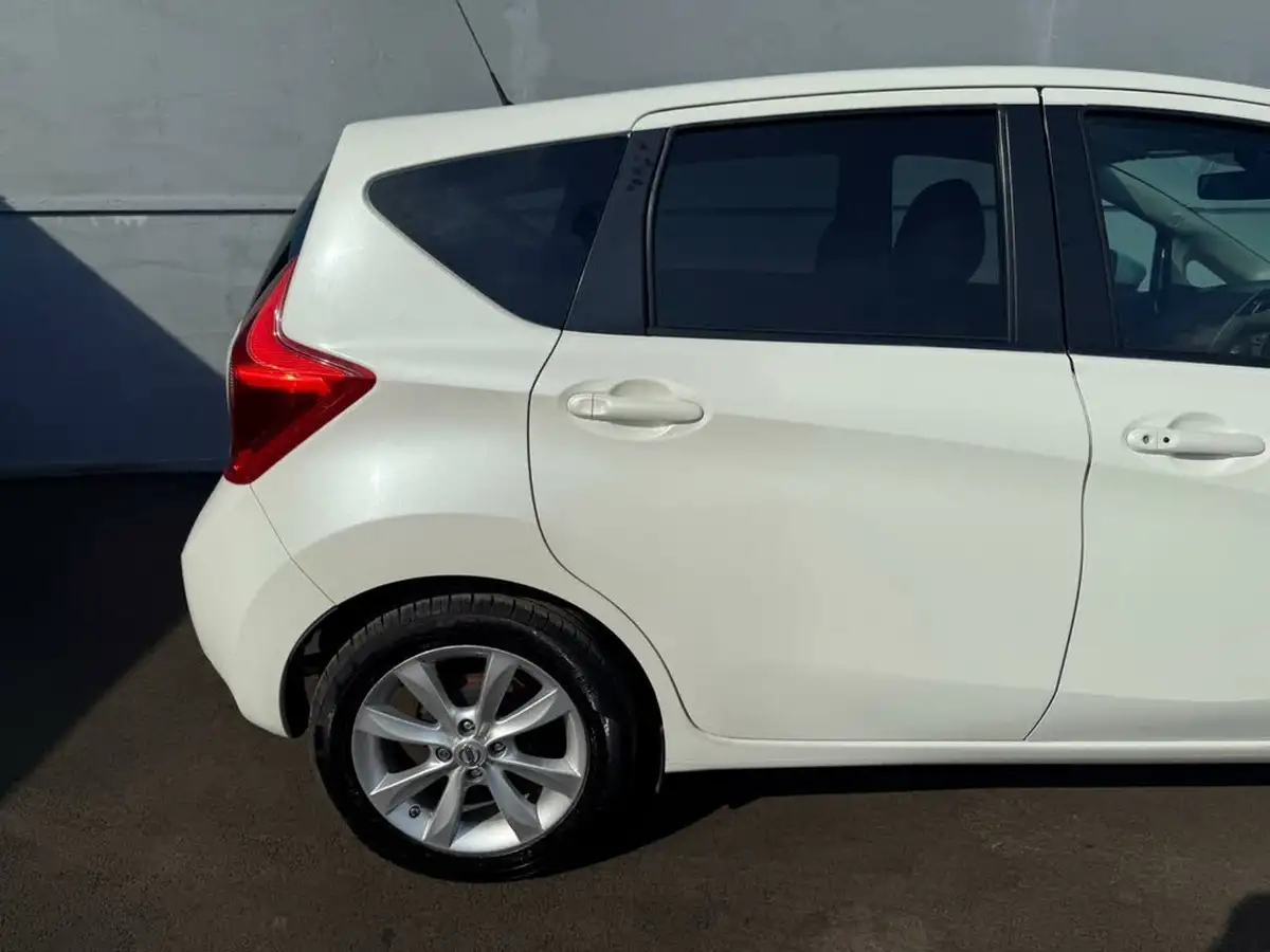 2014-nissan-note-12-tekna-cvt-big-31