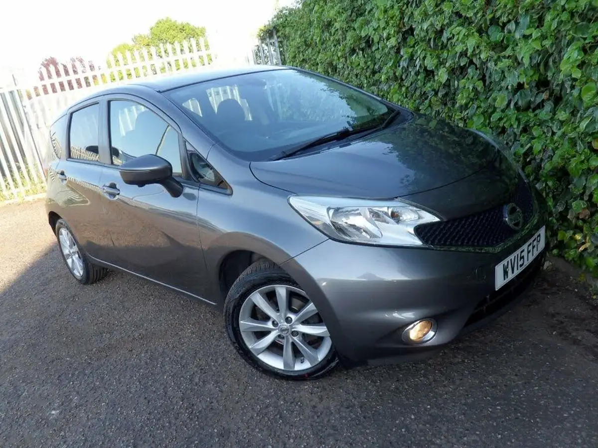 2015-nissan-note-12-tekna-big-24