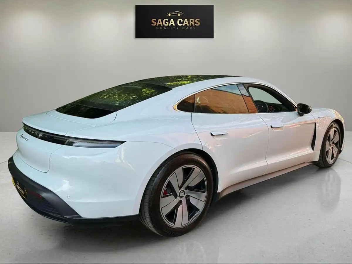 2020-porsche-taycan-e-4s-571ps-performance-battery-plus-big-3