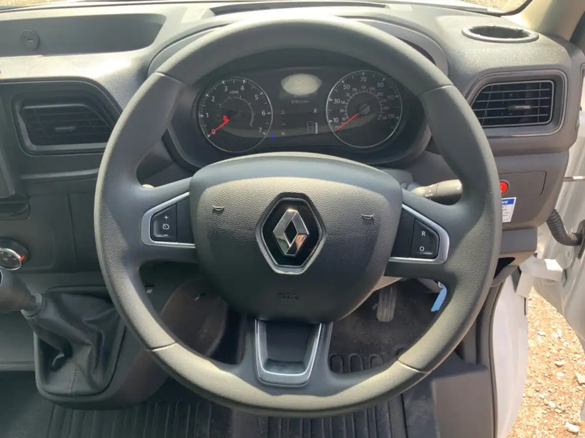 2024-renault-master-23dci-ll35-145-business-chassis-cab-big-19