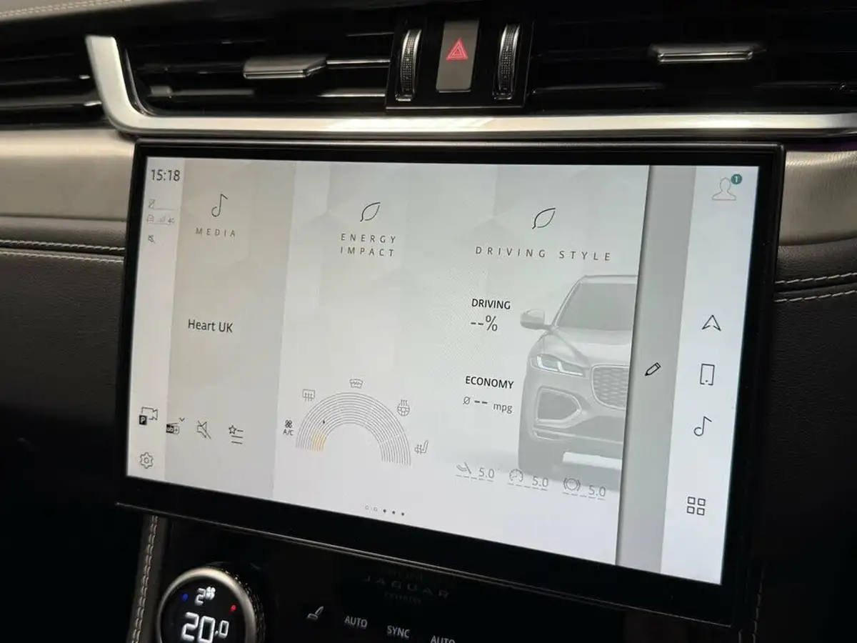 2021-jaguar-f-pace-20-d200-r-dynamic-se-mhev-big-27