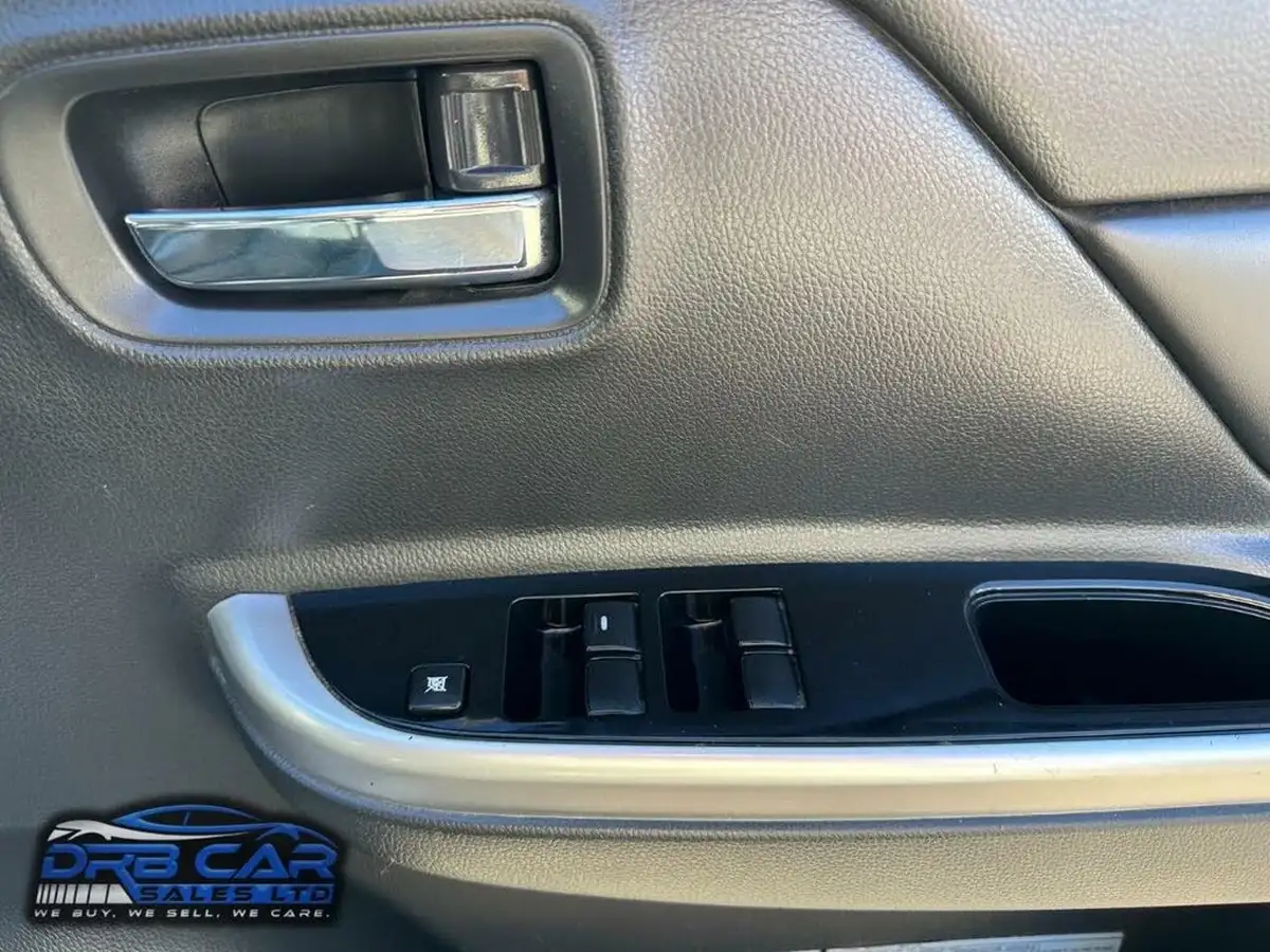 2020-mitsubishi-l200-22di-d-barbarian-big-30