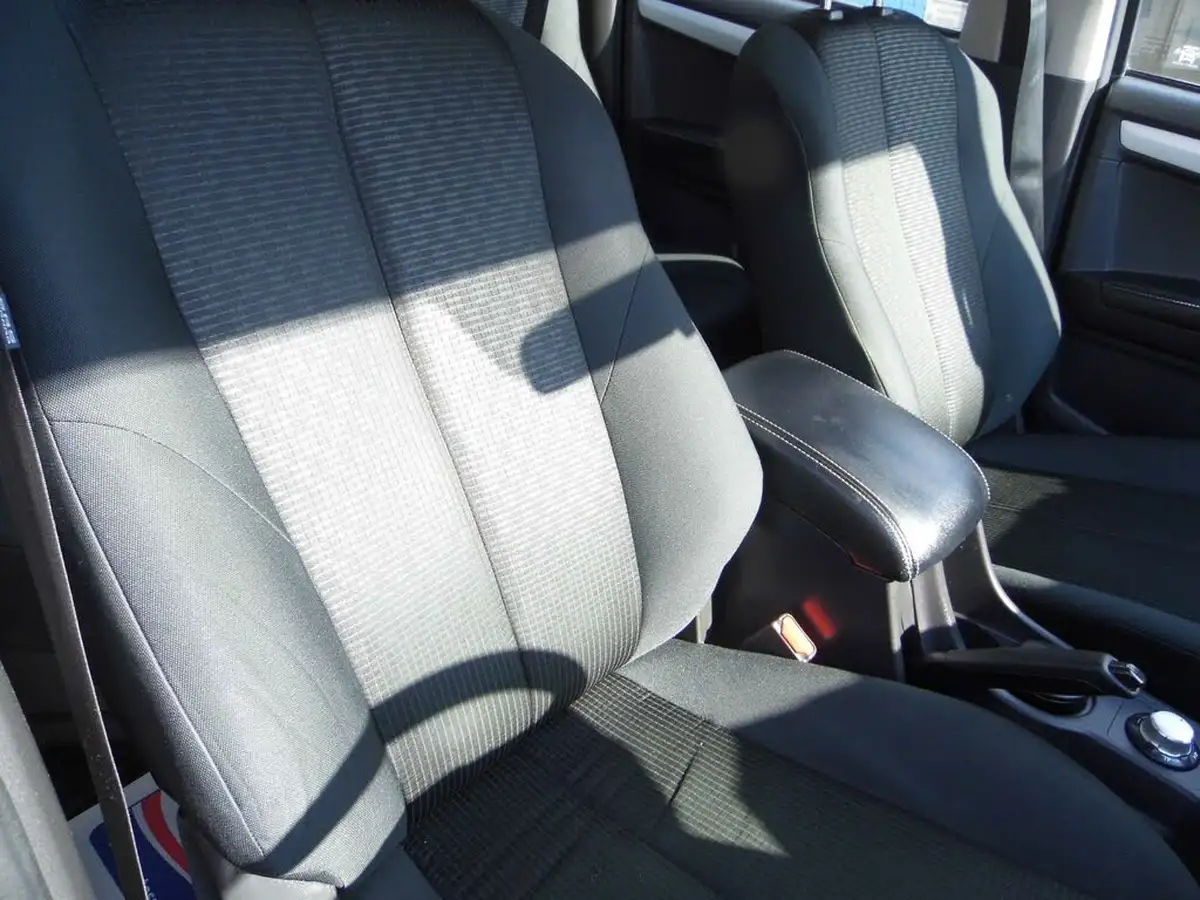 2020-isuzu-d-max-19td-yukon-nav-double-pickup-big-9