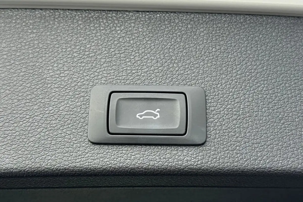 2024-audi-q2-15-35-tfsi-s-line-tronic-big-56
