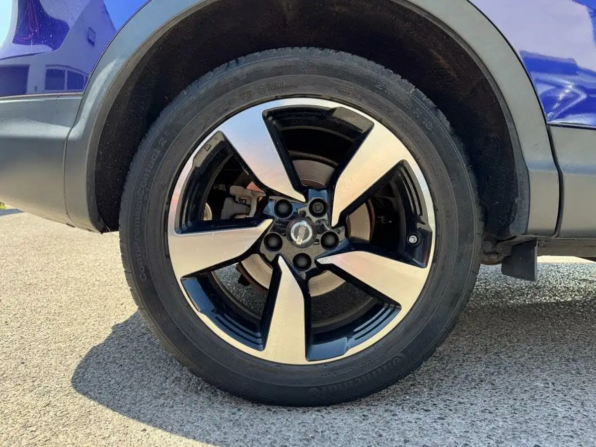 2016-nissan-qashqai-12-dig-t-n-connecta-xtronic-cvt-big-12
