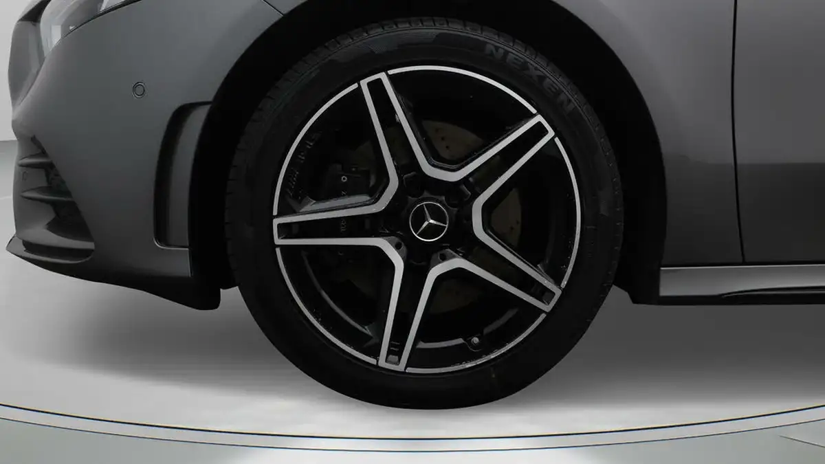 2021-mercedes-benz-a-class-13-a250e-amg-line-premium-plus-edition-saloon-4d-big-18