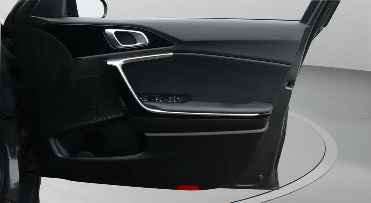2022-kia-pro-ceed-15-t-gdi-gt-line-big-15
