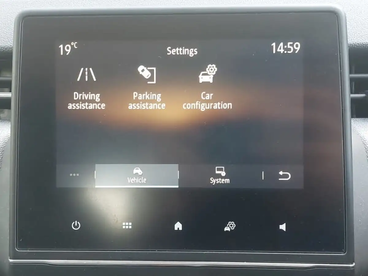 2024-renault-clio-16-evolution-big-15