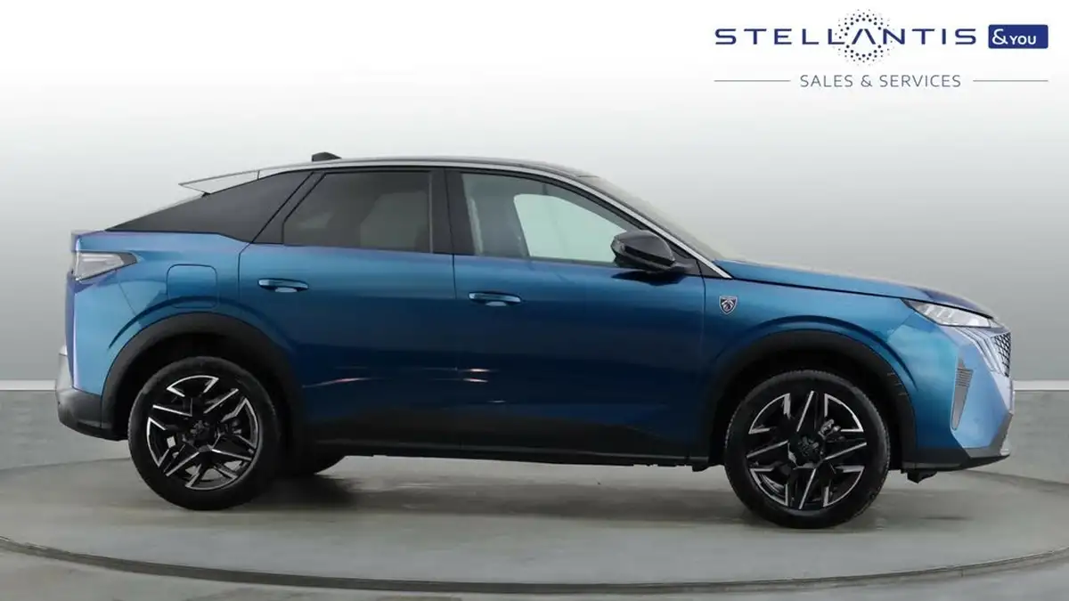 2024-peugeot-3008-suv-12-puretech-gt-136ps-hybrid-e-dsc6-big-3